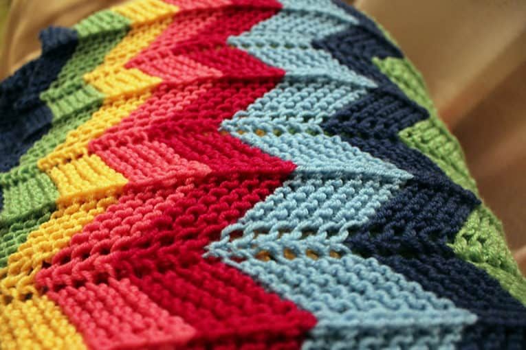 Zig Zag Blanket Free Knitted Blanket | Blanket knitting patterns