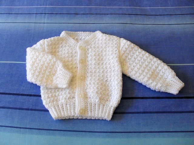 Ravelry: Unisex Baby Cardigan pattern by Cherry Fraser | Crochet baby